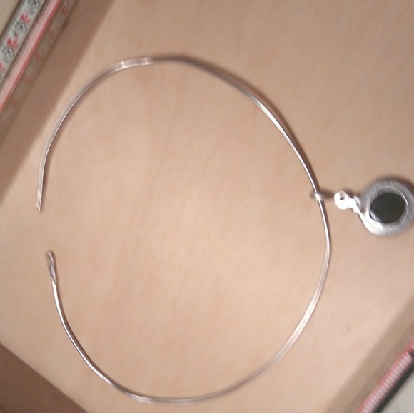 Labradorite, Garnet, and Silver  Pendant - Picture 6 of 8